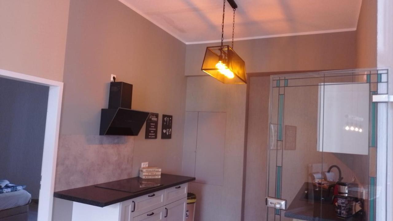 Ferienwohnung Mit Kamin Und Traumhafter Dachterrasse Mit Weitblick In Die Natur Neu Gaarz Exterior foto