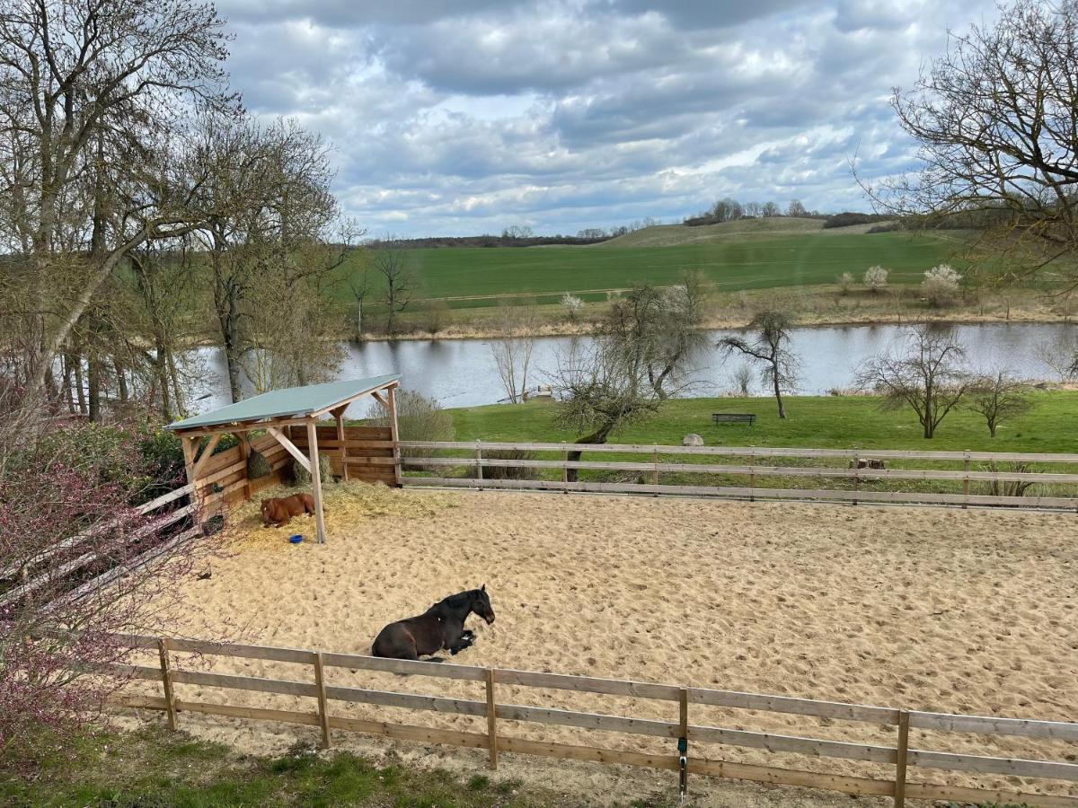 Ferienwohnung Mit Kamin Und Traumhafter Dachterrasse Mit Weitblick In Die Natur Neu Gaarz Exterior foto